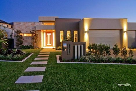 Property photo of 7 King Charles Drive Paradise Point QLD 4216