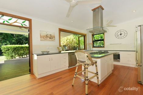 Property photo of 4 Byrnes Close Whitfield QLD 4870
