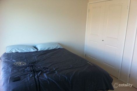 Property photo of 2/3 Jamieson Court Pakenham VIC 3810