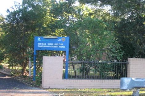 18 Cadonia Rd, Tuggerawong, NSW 2259