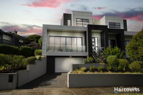 3 Brendan Ave, Doncaster, VIC 3108