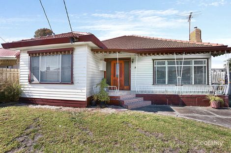 Property photo of 2 Doyle Street Sunshine North VIC 3020