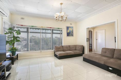 Property photo of 2 Doyle Street Sunshine North VIC 3020