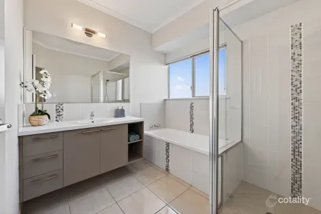 Property photo of 8 Lockton Street Shaw QLD 4818