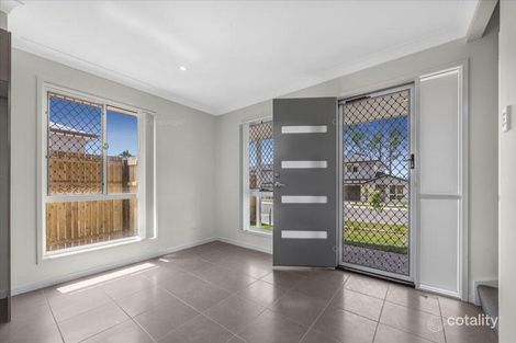 Property photo of 1/83 Crossacres Street Doolandella QLD 4077