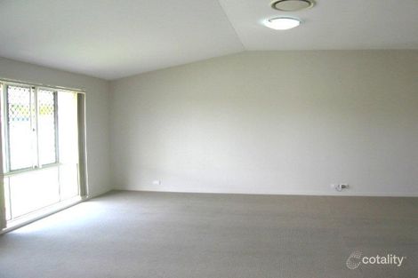 Property photo of 22 Viewridge Way Molendinar QLD 4214