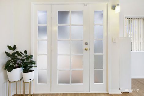 Property photo of 33 Boronia Drive Southport QLD 4215