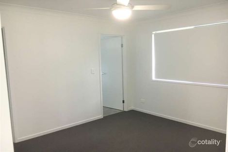 Property photo of 9 Skelbrook Road Park Ridge QLD 4125