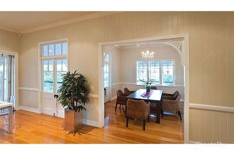 Property photo of 17 Neulans Road Indooroopilly QLD 4068