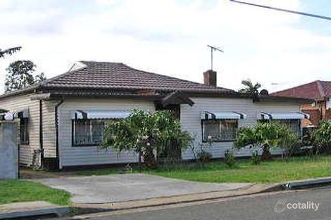 30 Richardson St, Fairfield, NSW 2165