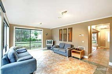 Property photo of 5 Amethyst Walk Bundoora VIC 3083