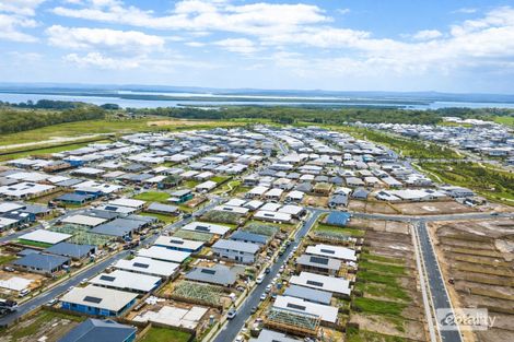 45 Heathcote Cct, Redland Bay, QLD 4165