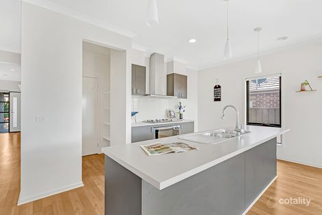 Property photo of 13 Pearl Drive Craigieburn VIC 3064