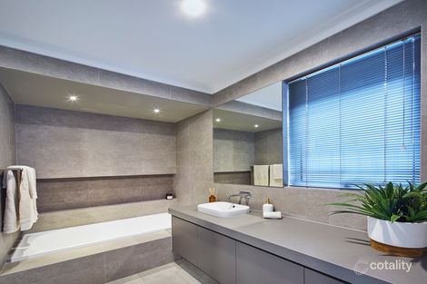 Property photo of 23 Swimmer Terrace Jindalee WA 6036