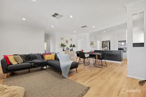 Property photo of 3 Wilson Street Kooringal NSW 2650