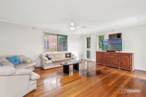 Property photo of 1 Thompson Court Endeavour Hills VIC 3802