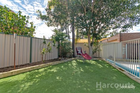 Property photo of 5 Matilda Mews Craigie WA 6025