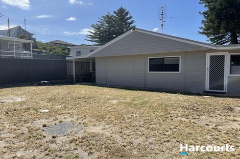 8 View St, Norah Head, NSW 2263