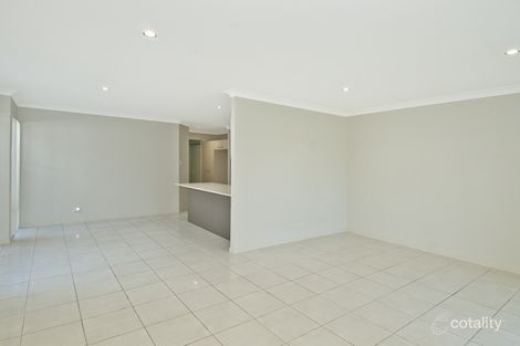 Property photo of 19 Hampton Lane Pimpama QLD 4209
