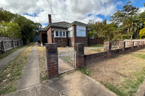 42 Dowell Ave, East Tamworth, NSW 2340