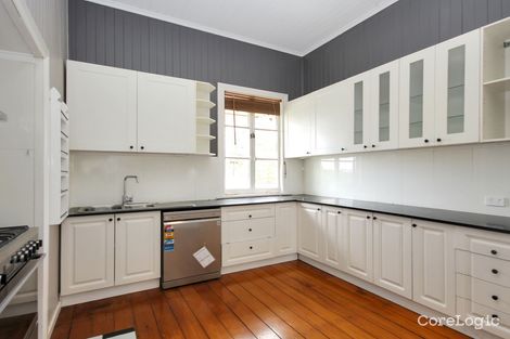 Property photo of 32 Waterworks Road Brassall QLD 4305