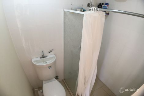 Property photo of 17 Mapstone Gardens Murdoch WA 6150