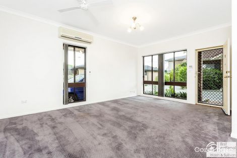 Property photo of 2/39 Woodlawn Drive Toongabbie NSW 2146