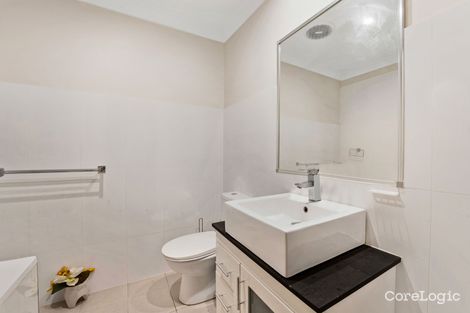 Property photo of 5/73 Sovereign Circuit Glenfield NSW 2167