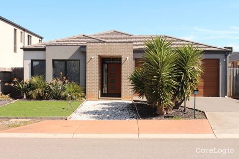 Property photo of 9 Sulfaro Drive Werribee VIC 3030