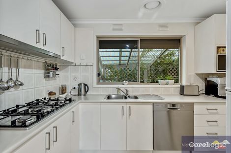 Property photo of 2 Gathrey Court Endeavour Hills VIC 3802
