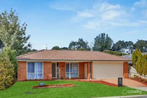 19 Brooke Ct, Pakenham, VIC 3810