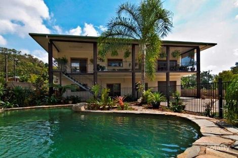 Property photo of 31 Stanton Road Smithfield QLD 4878