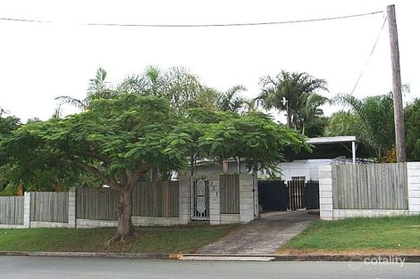Property photo of 121 Central Street Labrador QLD 4215