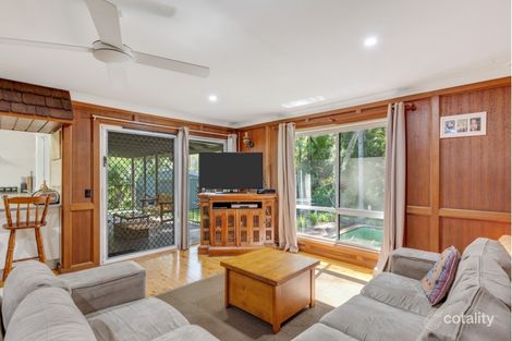 Property photo of 33 Calantha Drive Wyoming NSW 2250