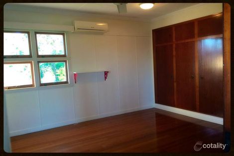 Property photo of 11 Ekibin Road Annerley QLD 4103