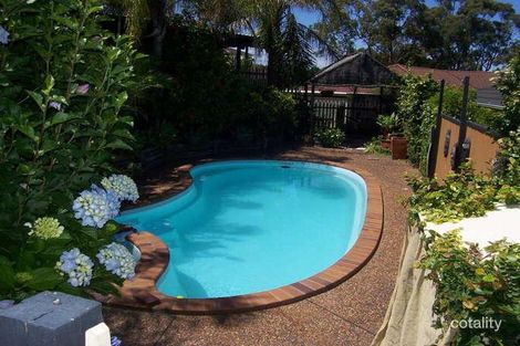 Property photo of 28 Colton Crescent Lakelands NSW 2282