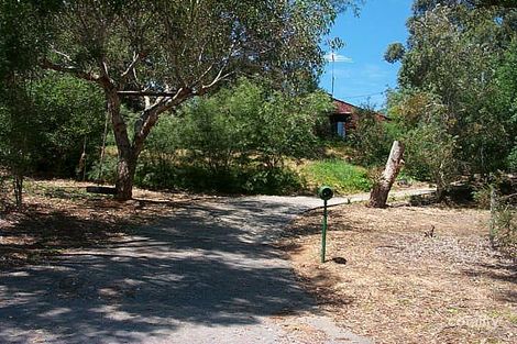 38 Garland Rd, Roleystone, WA 6111