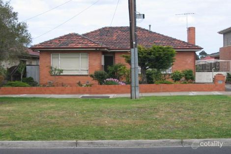 7 Wood St, Avondale Heights, VIC 3034