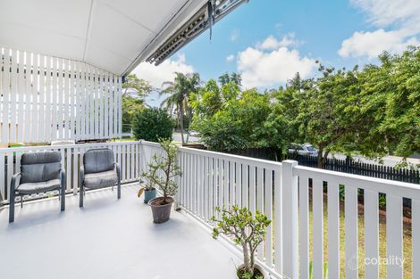 Property photo of 30 Harris Street Labrador QLD 4215