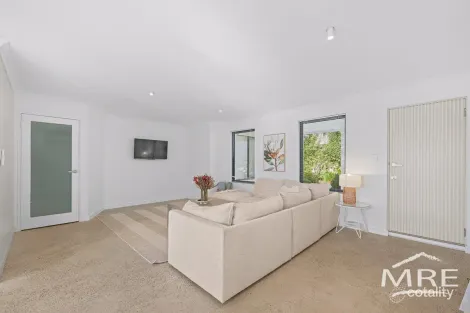 Property photo of 98A Middleton Road Middleton Beach WA 6330