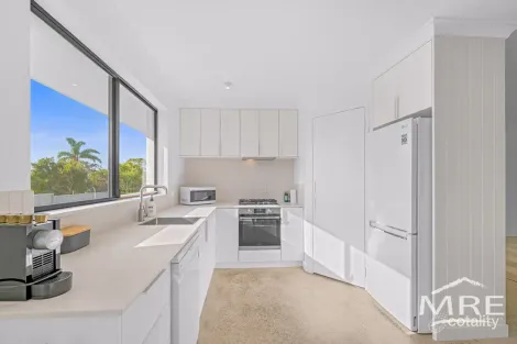 Property photo of 98A Middleton Road Middleton Beach WA 6330