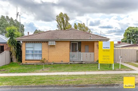 48 Derwent Dr, Long Gully, VIC 3550