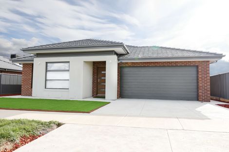 37 Mullingar Dr, Alfredton, VIC 3350