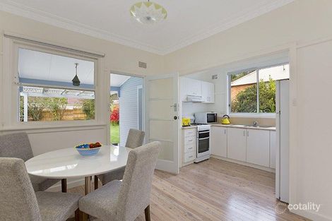 Property photo of 17 Woodlands Road Forestville NSW 2087