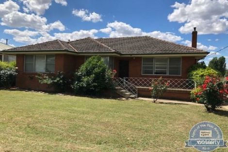 13 Mont St, Yass, NSW 2582