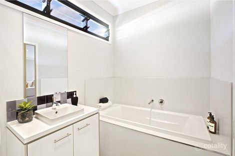 Property photo of 73 Sawmill Circuit Riverhills QLD 4074