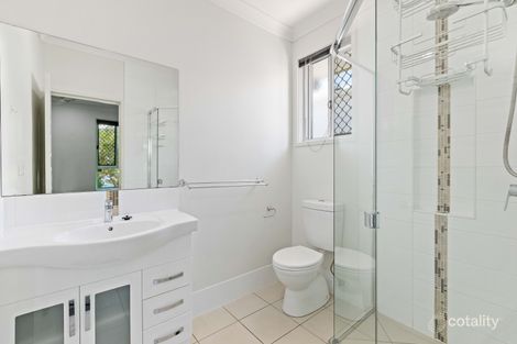 Property photo of 12 Azure Way Hope Island QLD 4212