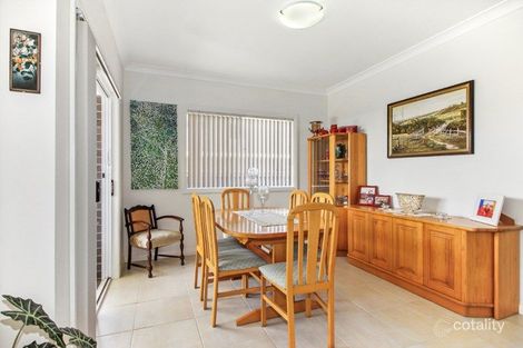 Property photo of 10 Seaside Circuit Caves Beach NSW 2281