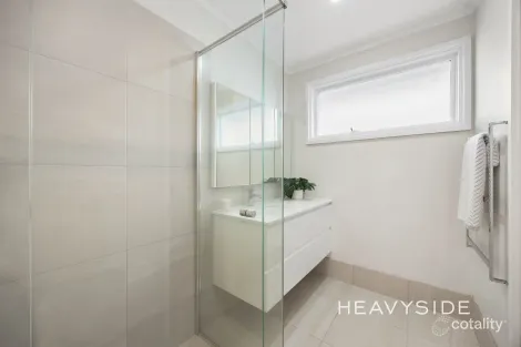 Property photo of 2/100 Main Street Blackburn VIC 3130