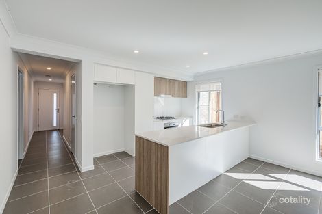 Property photo of 13 Hartnell Drive Park Ridge QLD 4125